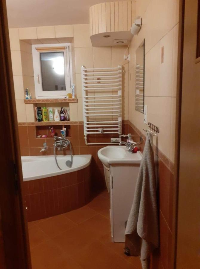 Jak W Domu Apartment Lubaczow Ngoại thất bức ảnh