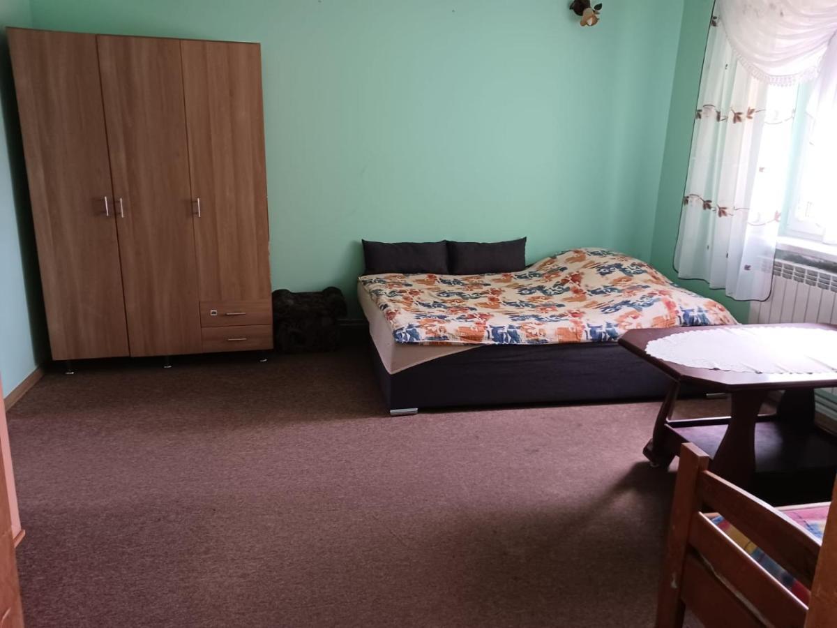 Jak W Domu Apartment Lubaczow Ngoại thất bức ảnh